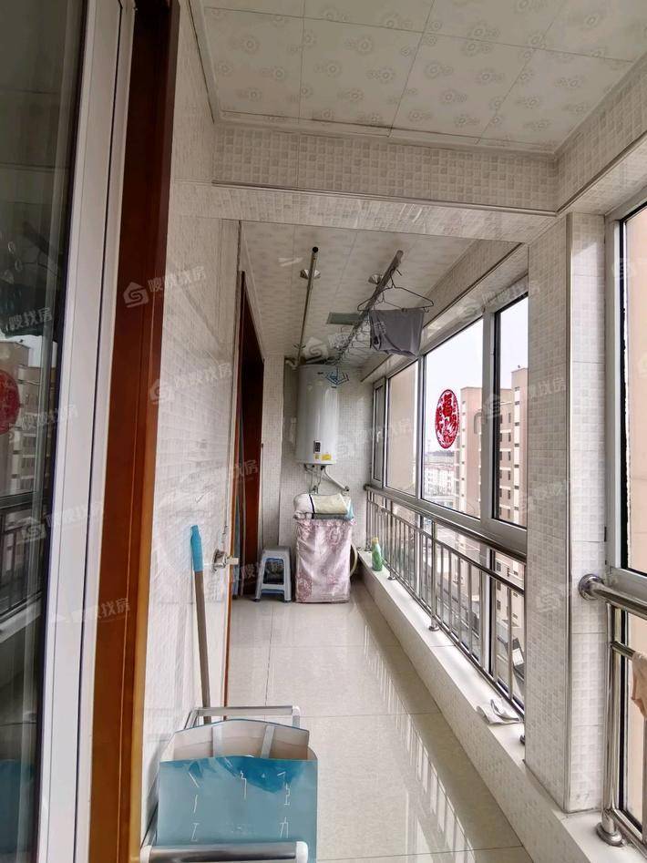 孔雀城B区3室2厅2卫134㎡