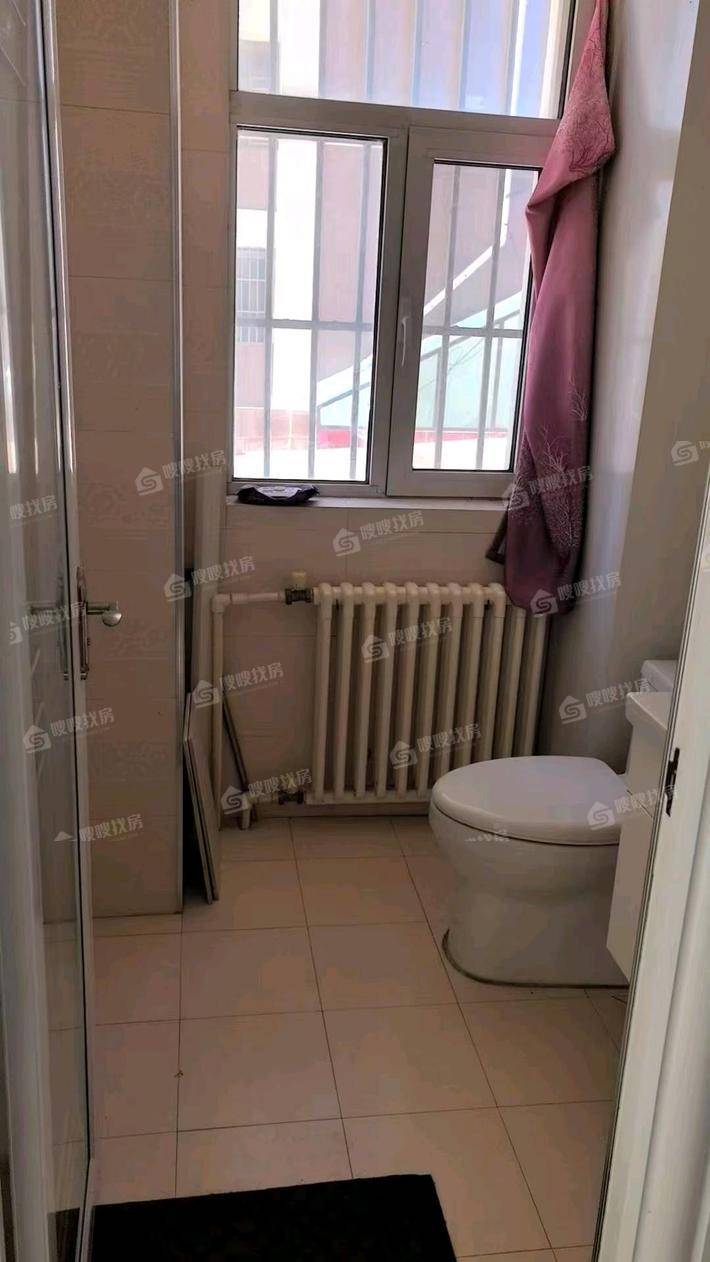 东方世纪城西区3室2厅2卫126㎡