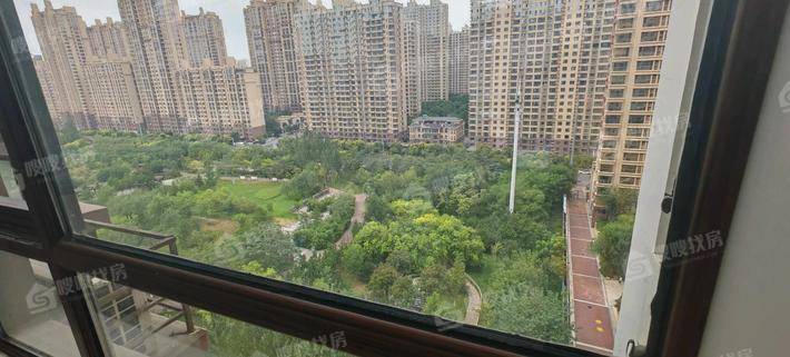 荣盛阿尔卡迪亚文景苑3室2厅2卫139㎡