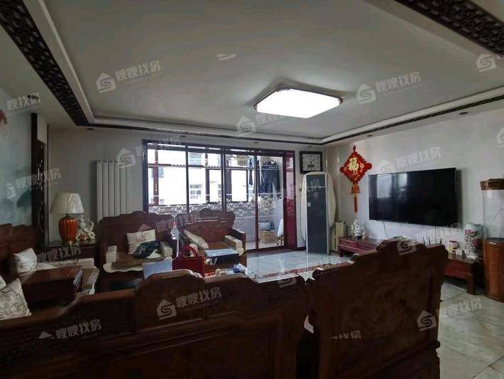 佳境绿之园3室2厅2卫156㎡