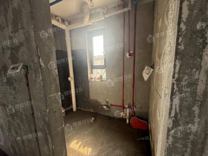 新城玺樾春秋3室2厅2卫124㎡