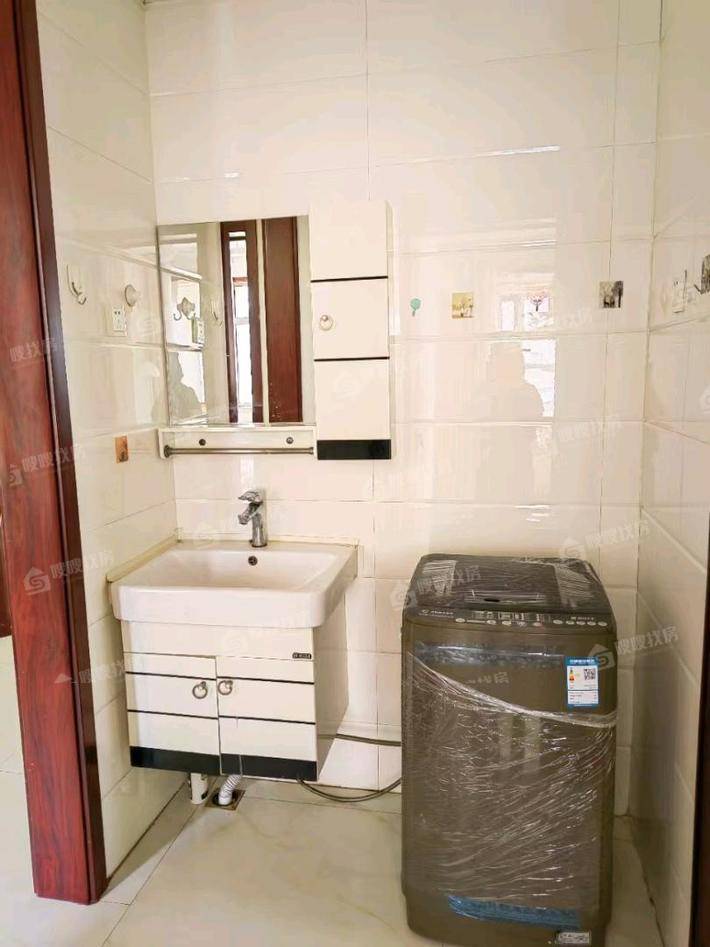 凤凰城（A区）2室3厅1卫85㎡