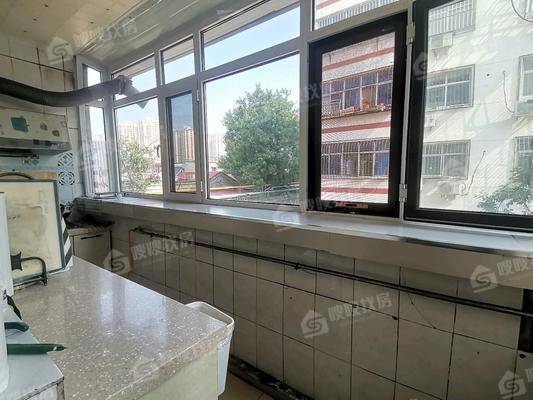 农行小区（二幼北）3室2厅1卫116㎡