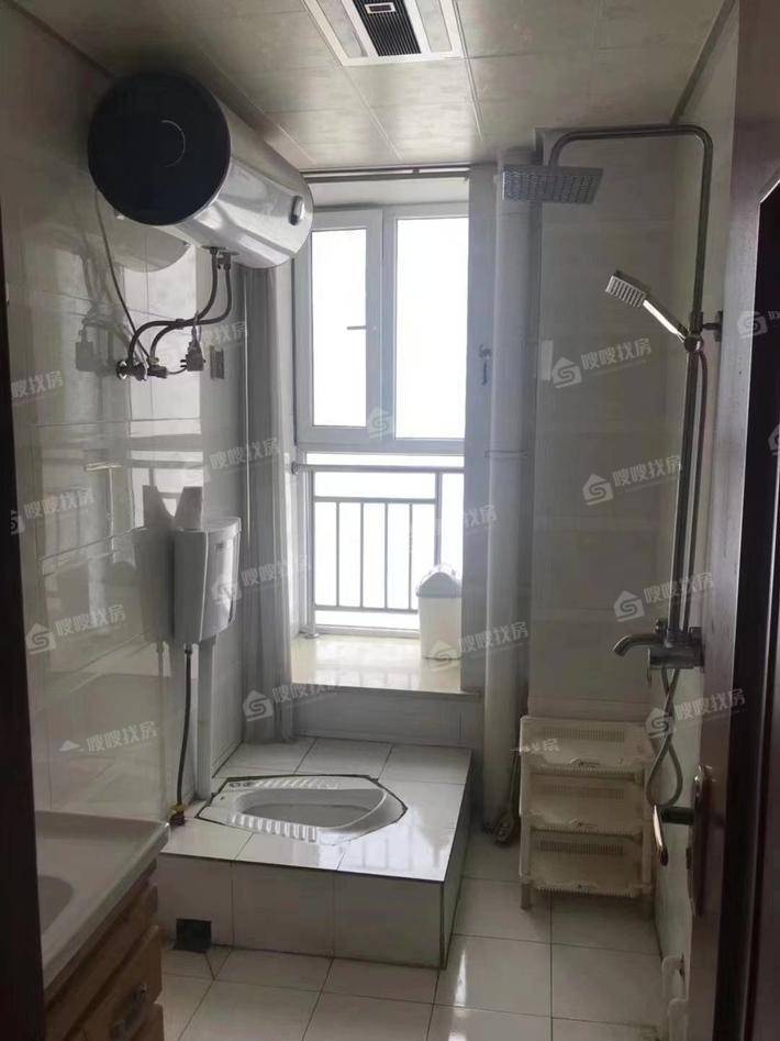 佳苑领域3室2厅2卫127㎡
