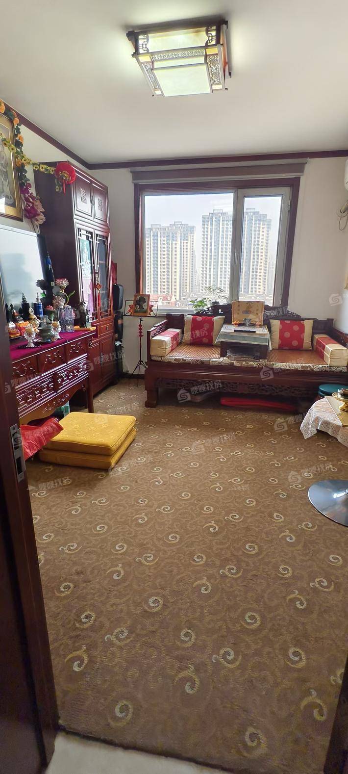 天成郡府西区3室2厅2卫136㎡