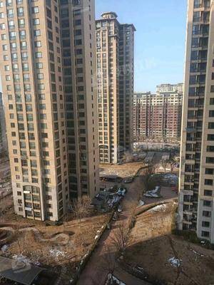 万泰丽景西区2室2厅1卫95㎡