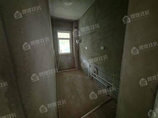 绿元尚邦5室2厅4卫245㎡