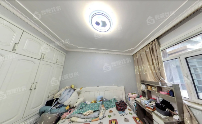 凤凰城（B区）3室2厅1卫99㎡