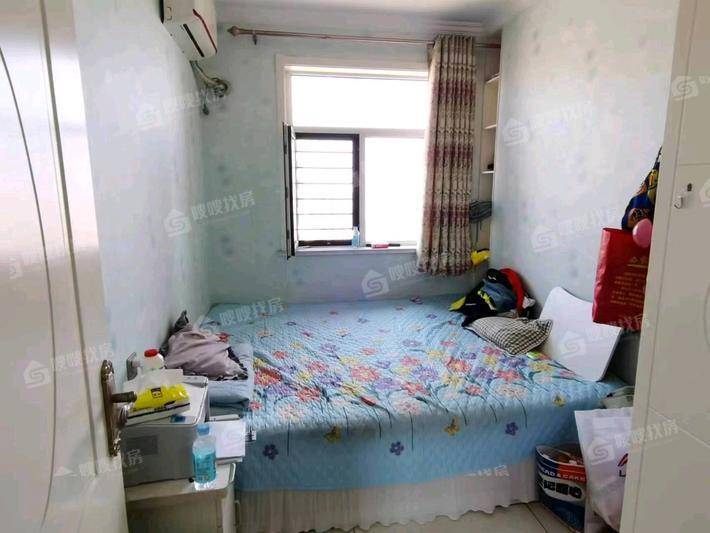 凤凰城（B区）3室2厅1卫92㎡