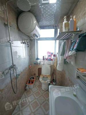 凤凰城（B区）3室2厅1卫92㎡
