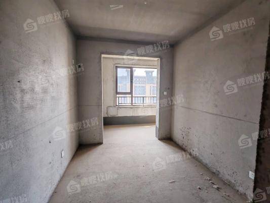 吾悦华府3室2厅2卫123㎡