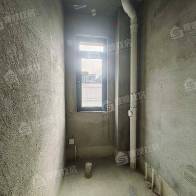 天成观澜一期3室2厅2卫106㎡