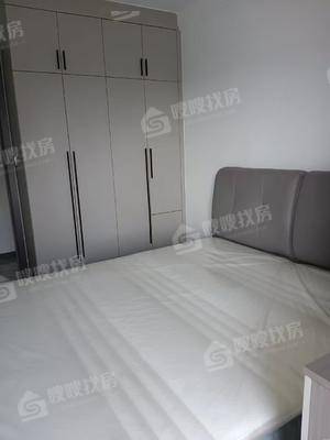 石榴玉兰湾3室2厅1卫106㎡