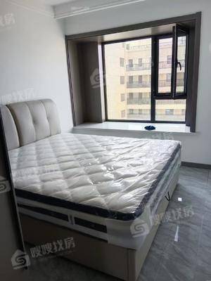 石榴玉兰湾3室2厅1卫106㎡