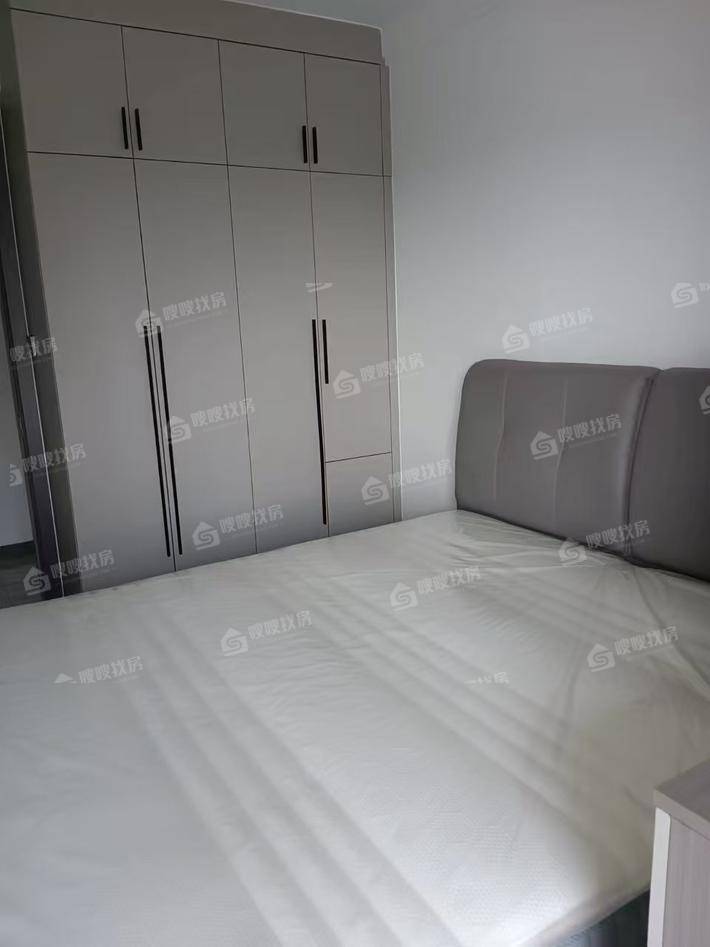 石榴玉兰湾3室2厅1卫106㎡