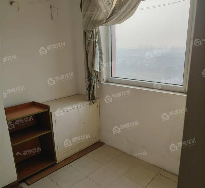 万润绿景园2室2厅1卫77㎡