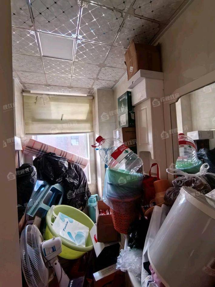 孔雀城B区4室2厅2卫163㎡
