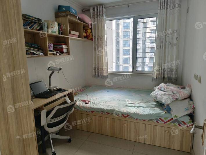 万泰丽景西区3室2厅2卫131㎡