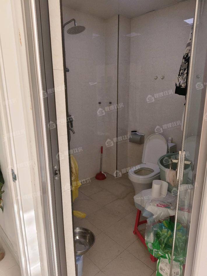 万泰丽景西区3室2厅2卫131㎡