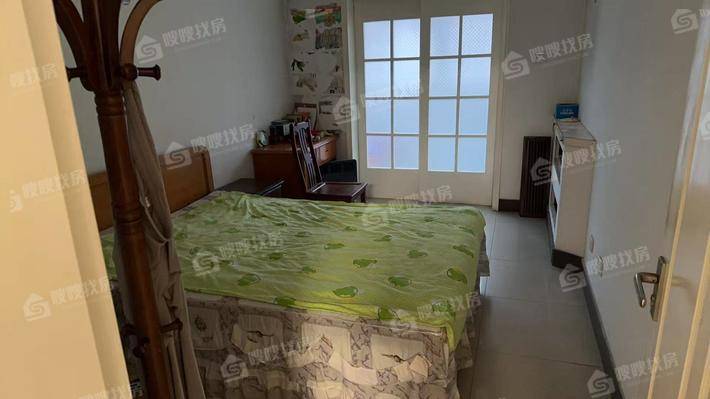 建设小区3室2厅2卫135㎡