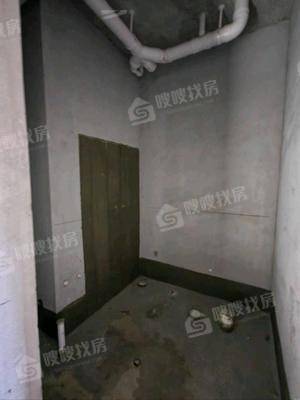 泰合荣盛华府（南区）3室2厅3卫178㎡