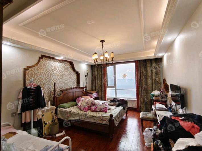 天成明月洲西区3室2厅2卫161㎡