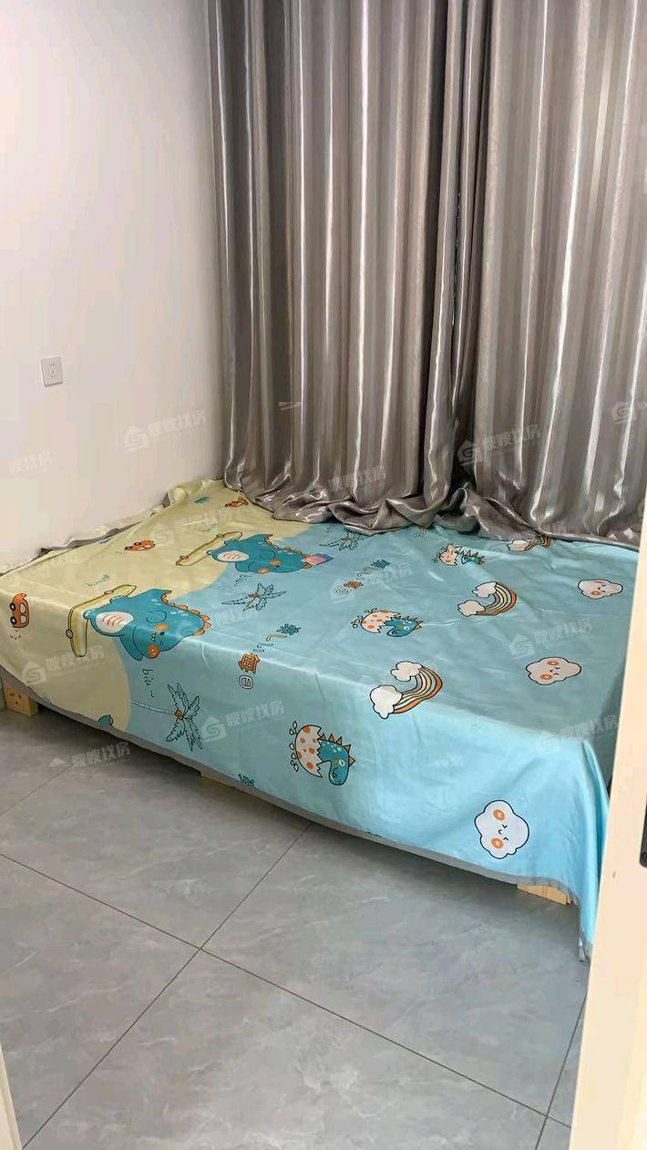 吾悦华府3室2厅1卫97㎡