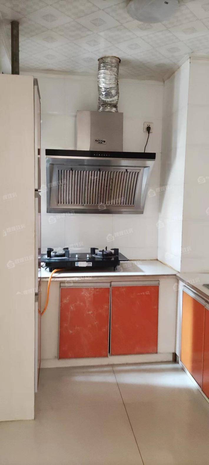 万泰丽景东区2室2厅1卫86㎡