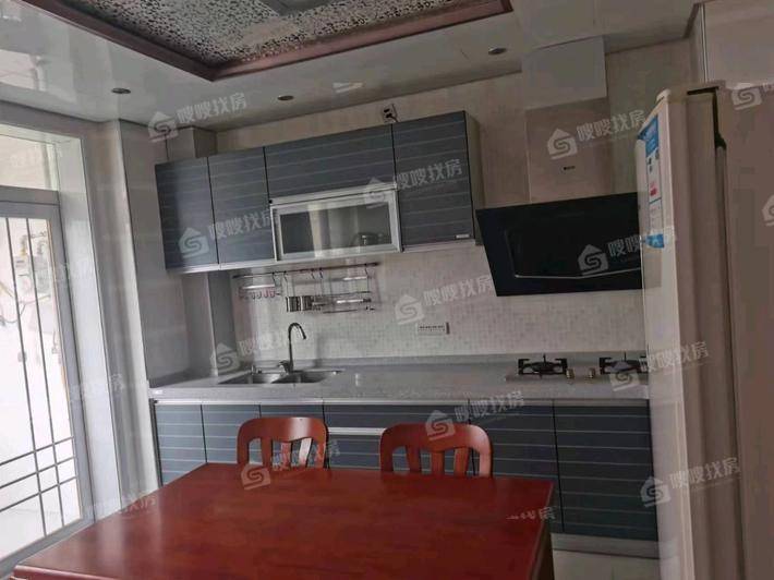 天成郡府西区3室2厅2卫122㎡