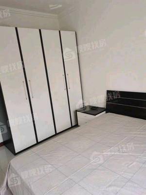 天成郡府西区3室2厅2卫122㎡