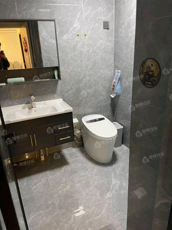 保利罗兰春天3室2厅1卫115㎡