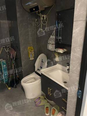 保利罗兰春天3室2厅1卫115㎡