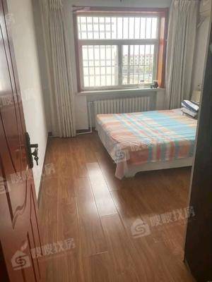 食品公司（解放东路）3室2厅1卫94㎡