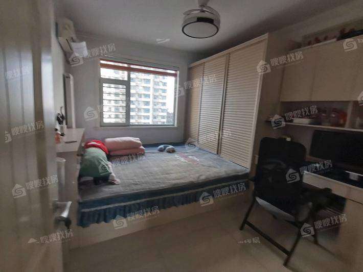 东方世纪城西区3室2厅2卫130㎡