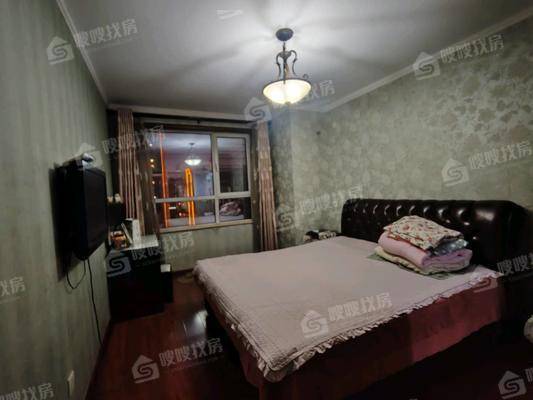 天成郡府西区3室2厅2卫138㎡