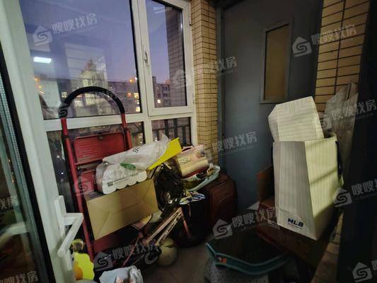 天成郡府西区3室2厅2卫138㎡