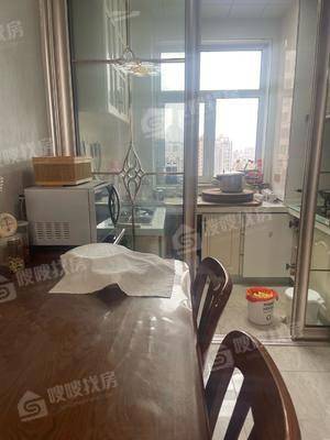 凤凰城（B区）3室2厅1卫92㎡
