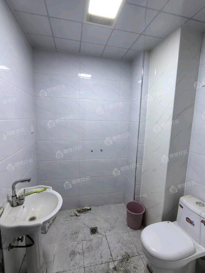 龙岸清华2室2厅1卫101㎡