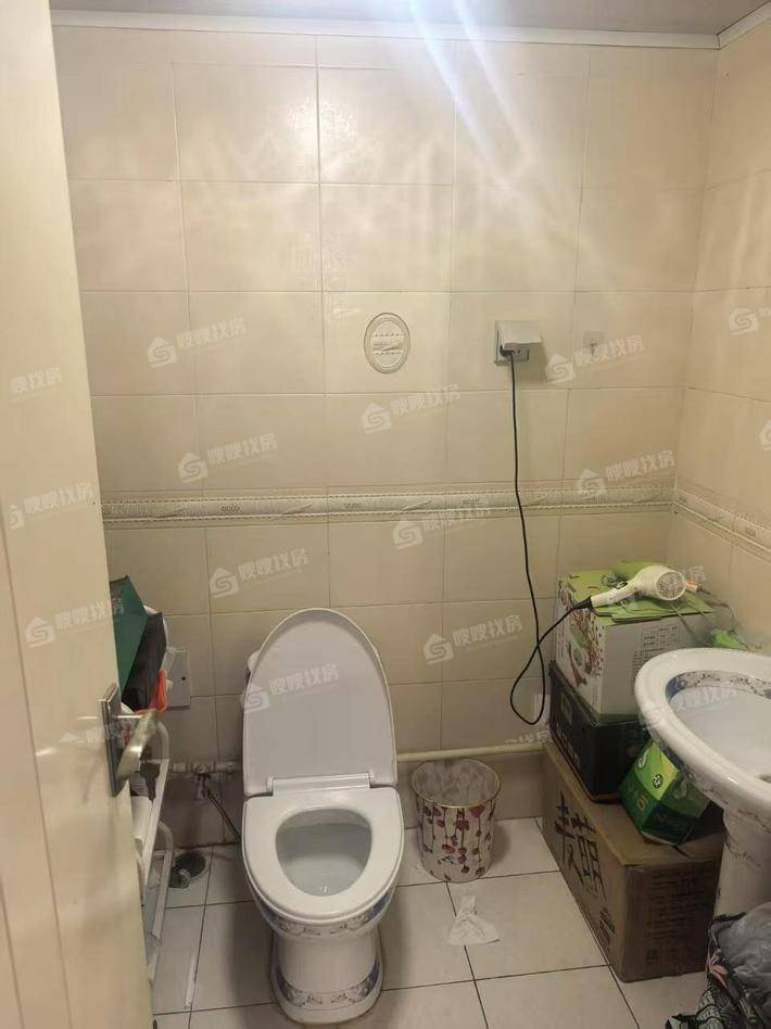 恒顺花园3室2厅2卫132㎡