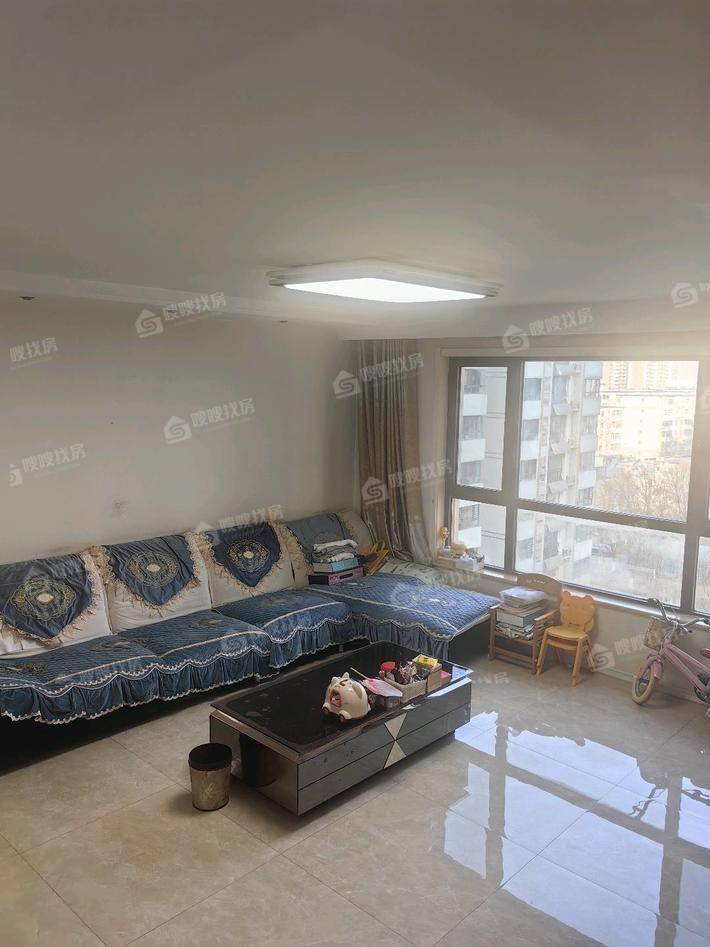 荣盛阿尔卡迪亚新儒苑4室2厅2卫165㎡