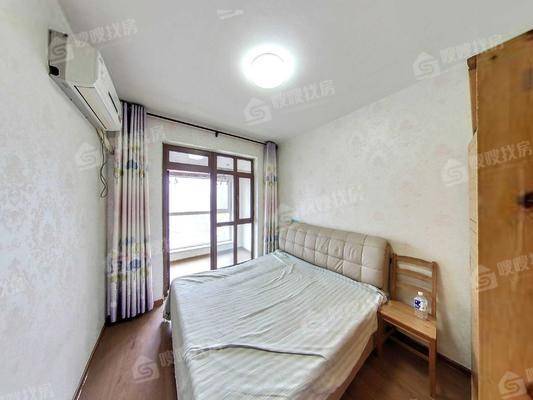 荣盛兰亭苑3室2厅2卫138㎡