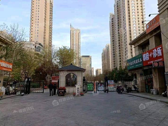 天成郡府东区3室2厅2卫137㎡