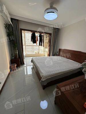 天成明月洲东区4室2厅3卫202㎡