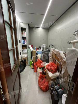 天成明月洲东区4室2厅3卫202㎡