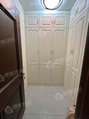 天成明月洲东区4室2厅3卫202㎡