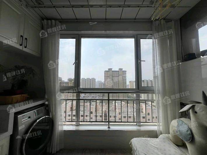 凤凰城（C区）2室2厅1卫95㎡