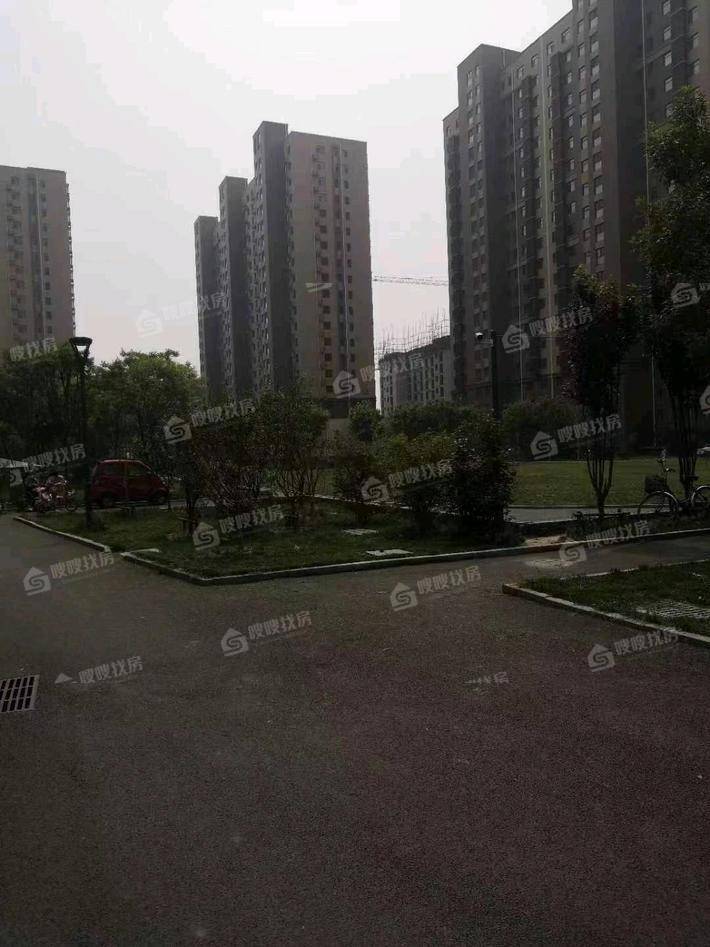 三里家园3室2厅2卫108㎡