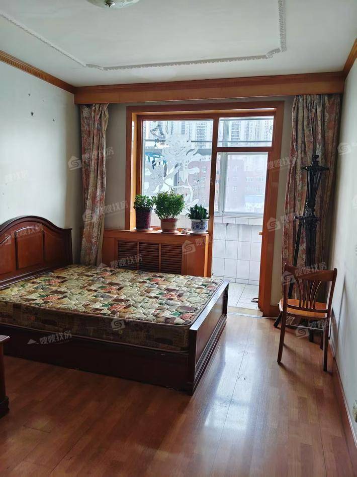 建设小区3室2厅1卫99㎡