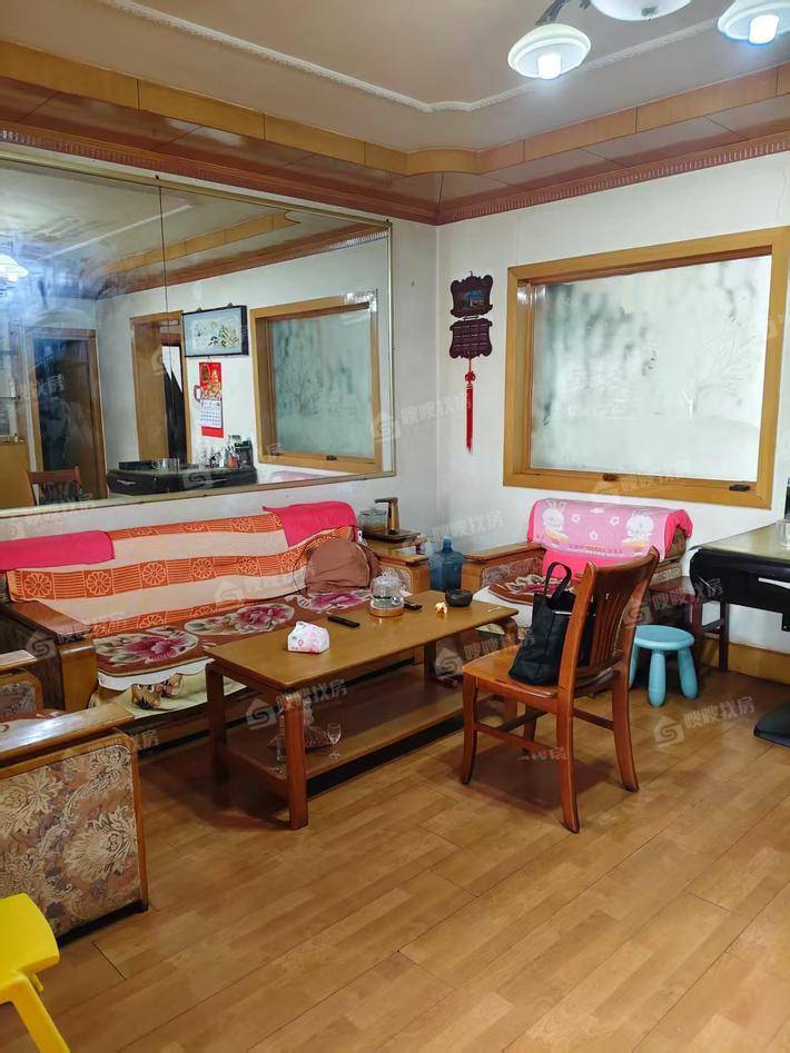 建设小区3室2厅1卫99㎡
