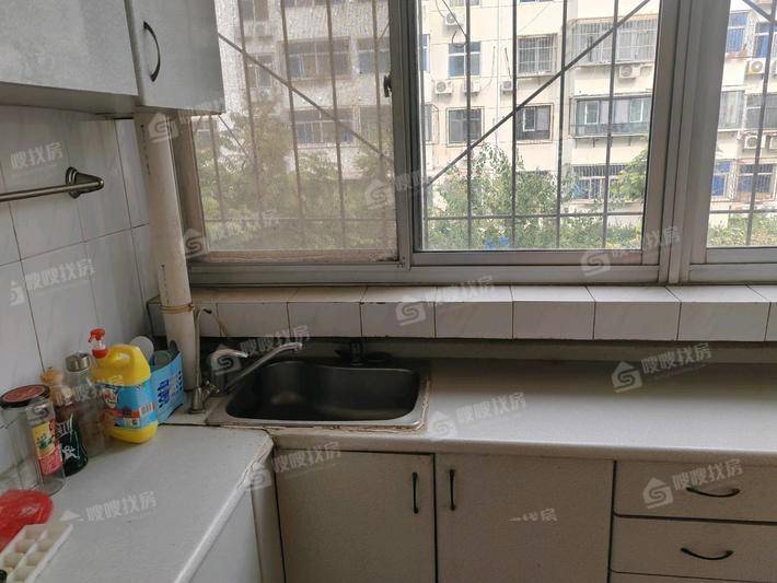 沧州交通局宿舍楼3室2厅1卫94㎡